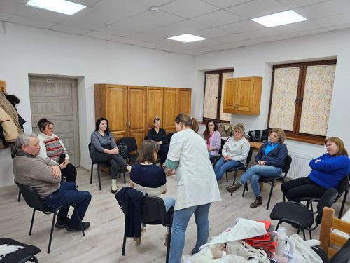 AZ ÖSSZETETT SEGÍTSÉGNYÚJTÁS TELJES ISMERETE ÉS MEGFELELŐ ALKALMAZÁSA SZAKMAI BIZONYÍTVÁNYT HOZ A KÉPZÉS VÉGÉN