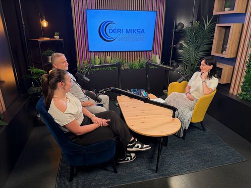 MSZCENTRUMPERCEK A STÚDIÓBÓL-Déri Miksa Technikum, Szakképző Iskola és Kollégium👍📺🎙️